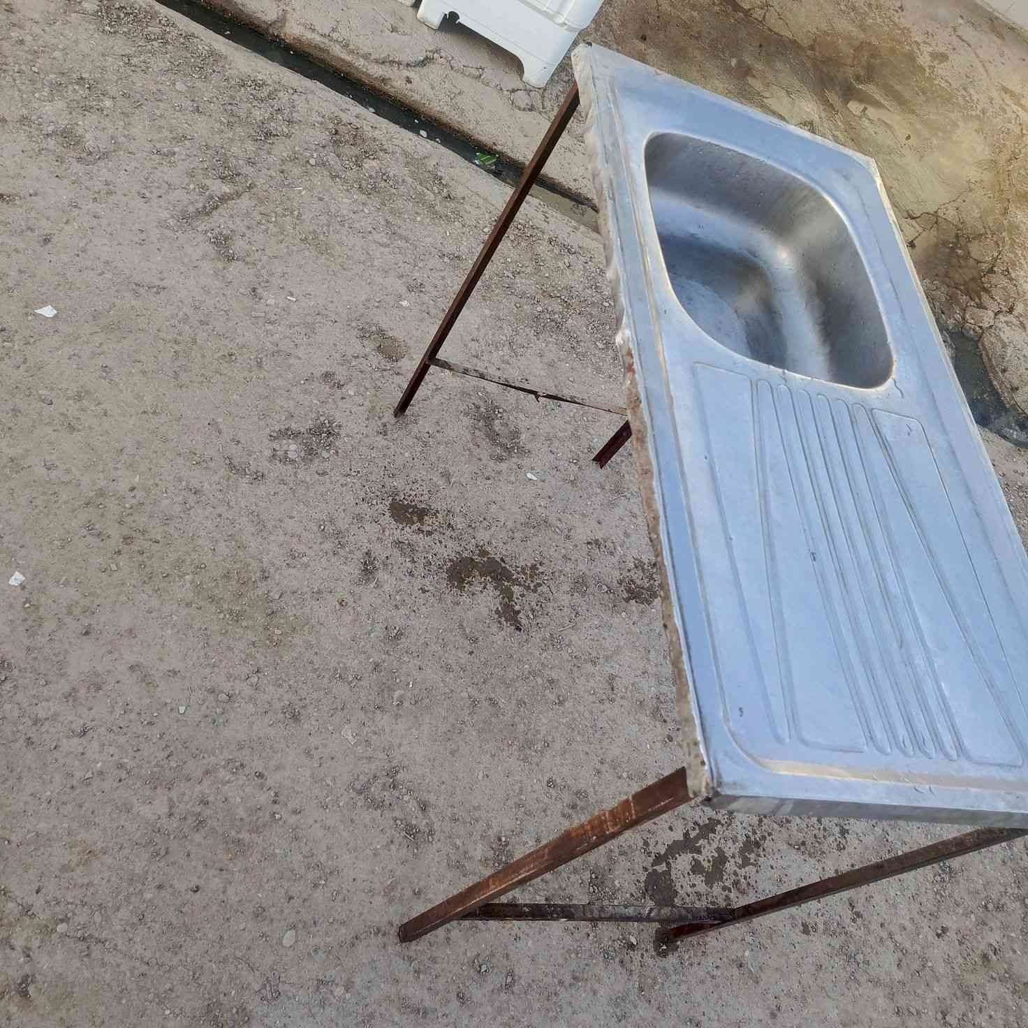 سنك للبيع
*********** ع واتساب
