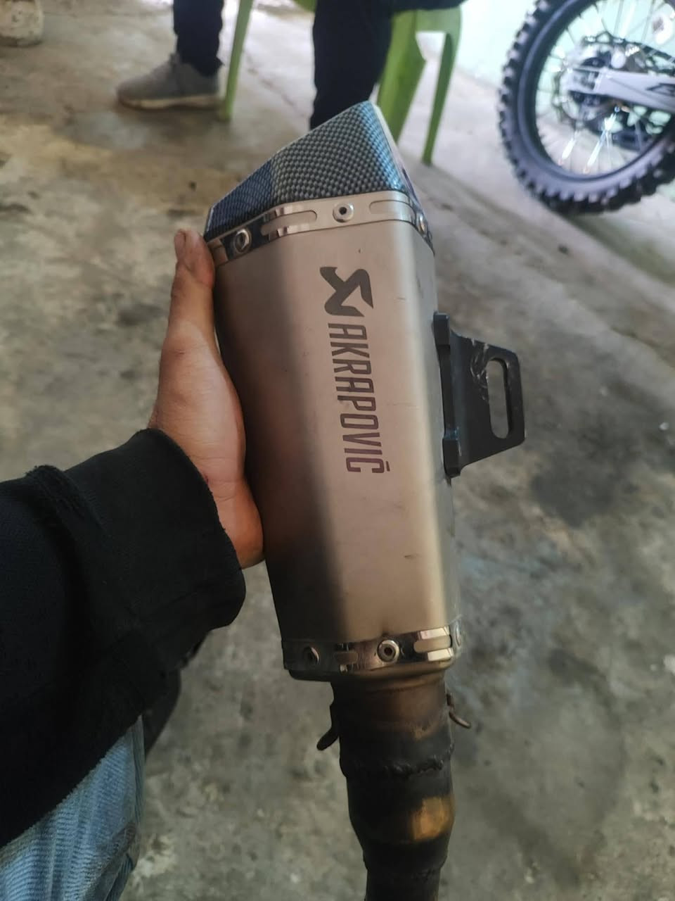 صالنصه رياضي مال قفاز و ايشي يرهم البيع 

***********
