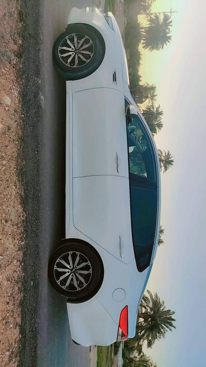 سلام عليكم كيا اوبتيما خليجي  بصمه محرك 2400دوش مودايل 2018 بغداد بسمي محوال ثاني يوم كفاله عامه ماشيه 135السعر 180 وبيه مجال ***********
