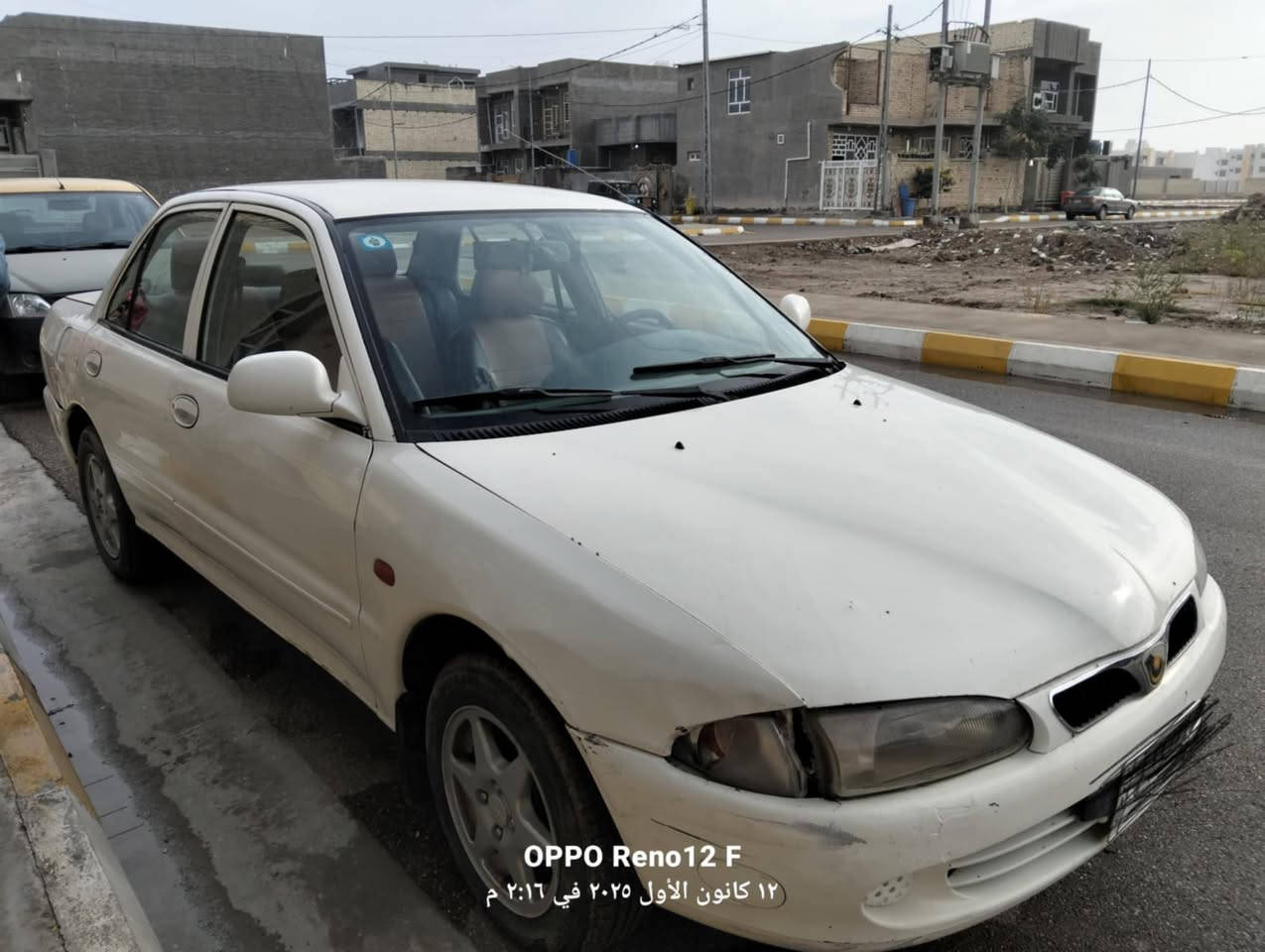 السلام عليكم ابراتون موديل 2004 جديده تخم تاير جديد صدر جديد تبريد شغال كير محرك جدد بيها مكانات صبغ رقم واسط السعر 48وبيها مجال الاتصال على الرقم *********** العنوان الصويرة
