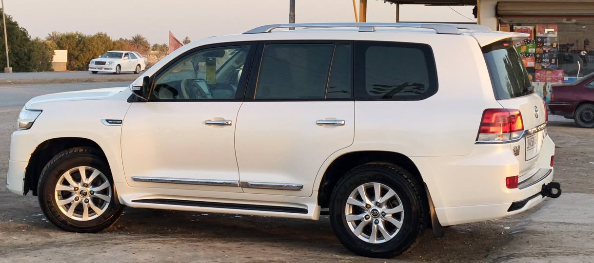 سلام عليكم. الانكروز ٢٠١٦ماشي٩٣مكفول عده السونار مرفوق ويه الصور بسمي مكانه الديوانية الحمزة الشرقي ٦سلندر فول مواصفات تشغيل عن بعد
جام يصعد ونزل عن بعد
حساس امامي خلفي ناطق
كشن كهرباي اتلث دكم
شاشه ترتفع جواه سيدي
ترحيب وظاه بل دوسه 
اناره داخلي جوه الرجل ابلاد
مري قابل الطي عند التقفل
وبعد هواي مواصفات
السياره جديده ماتخسر عليه ألف دينار 
الله يرزف التكون من نصيبه والله جديده السعر جوه السوك ٤٦٥اربع شداد وخمسه وستين السفسار التصال على ***********
*********** أبيه واتساب
