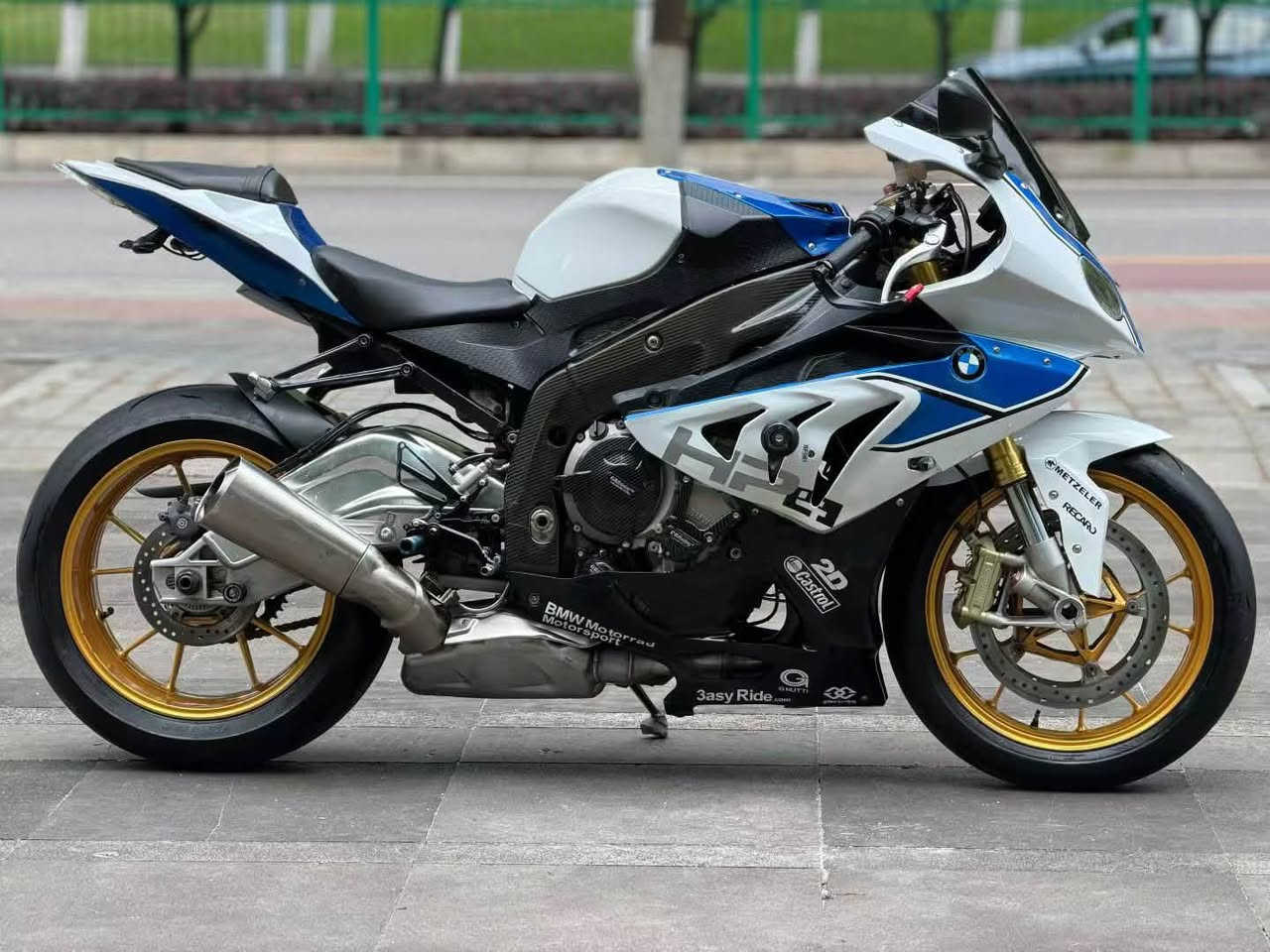 BMW S1000RR
2013

نضیف جمیل جدا 

6300$🔒

سعر واصل سلیمانیە 

***********

🌹 شكر خاص لإدارة الكروب

کروپ فیسبوک https://www.facebook.com/share/g/1D8xBUZevA/?mibextid=wwXIfr

🎥 تابعونا على تيك توك:

‏👉 https://www.tiktok.com/@madeinjapan919

‏👉 https://www.tiktok.com/@samuraiskill1

📌 يمكنكم متابعتي على تيك توك لمشاهدة أحدث الدراجات
