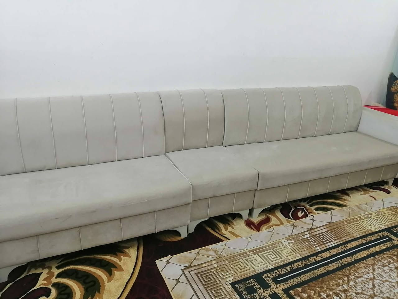 السلام عليكم ورحمة الله
تخم جديد نضافه ١٠٠
١١ نفر  سعر ٣٠٠ وبي مجال كلش بسيط
مكاني نجف ***********
