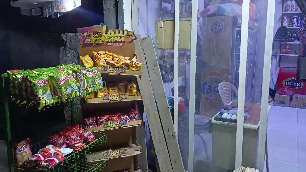 أسواق البيع مكان بغداد حي العامل قرب جامع السامرائي جاهز من كلشي يحتوي على 2 مجمدات و 3 عوارض الشراي يتصل ***********
