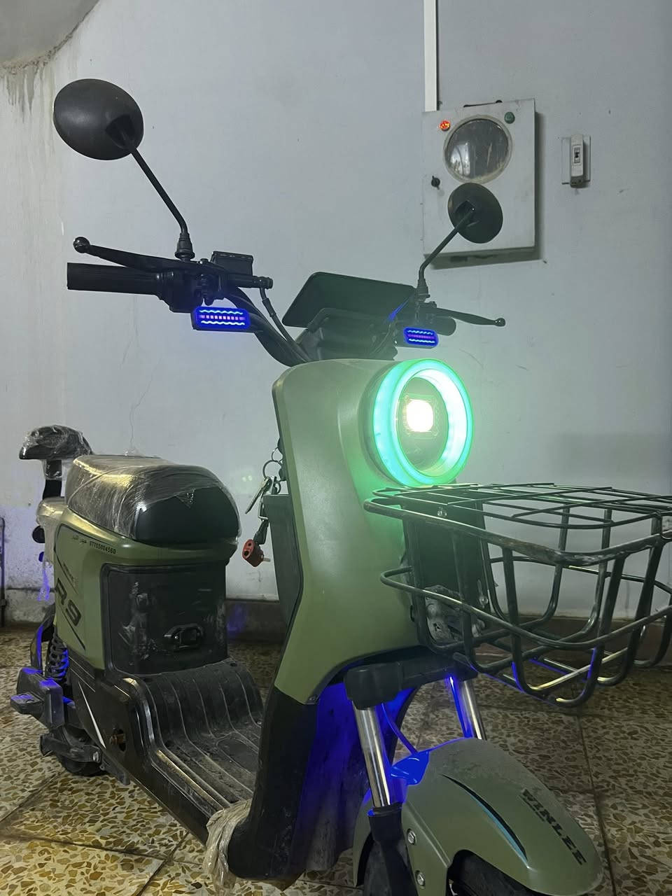 دراجه شحن R9 لبيع لون زيتوني
مكان كركوك 
دراجه حلوه سعره 480 بي مجال لشراي


**إذا كنت صاحب هذا الإعلان وتريد حذفه لأي سبب، رجاءا أرسل رسالة إلى الدعم الفني**