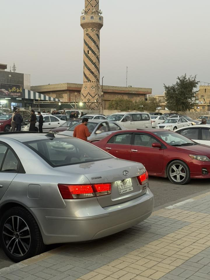 سوناتا 2008 خليجي
السعر 116 

محرك 2400 دوش المرغوب
رقم بغداد بأسمنا تحويل 
شاشة ام الكاربلي وكاميرا خلفيه
تحكم ستيرن جهتين
كروز سرعة
سلايد روف
بروجكترات
ويل كب رياضي 17 
منظومة عدسات لايت عالي ناصي
 شرط بيهه لايت يسوي الشارع نهار

حجر بيئه بلادي جديد
تخم تاير رياضي جديد 
بلكات فيتبم ادامة جدد
محرك وكير حاويه مبدلات
صدر امامي خلفي جديد
تبريد ثلاجه
مازدات جدد ومزروعلهن عدسات
السيارة مبولشه بالجديد ومسويلها حمام
كشنات مدوشمه 

السيارة بيهه صبغ قطعتين فقط
(باب خلف السايق وجاملغ خلفي اثر طخه دراجه )
شواصي لغد دواخل كفاله عامه 
وسونارهه موجود بالصور
مع العلم السياره صارلهه عدنا من 2009 لحد هاللحظه وبالعافيه على الياخذها

السعر 116
مكان السيارة بغداد المنصور
الشراي يتصل ***********
