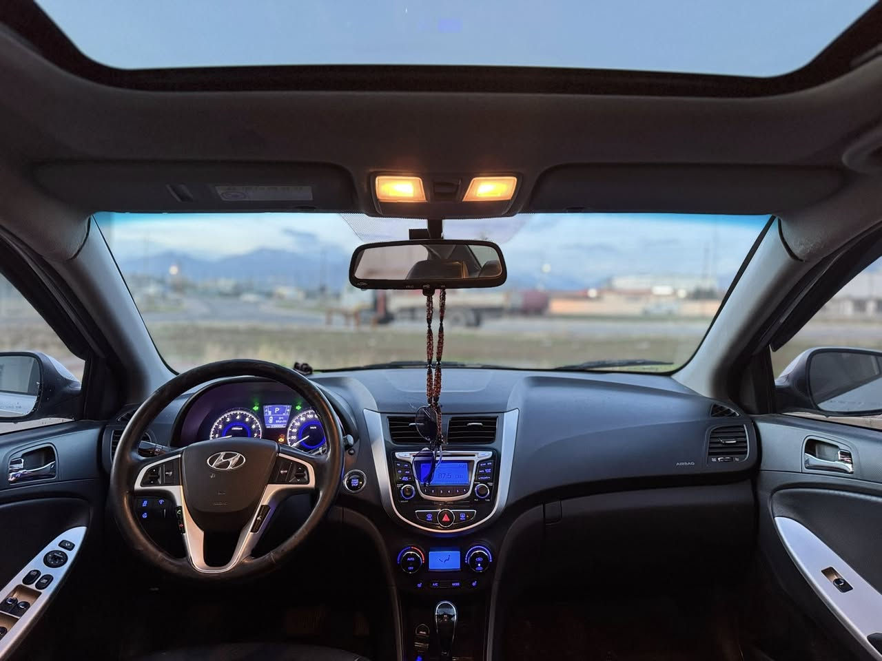 ( بةناو خوداى گةورةو ميهرةبان )
هؤندا ( Accent ) بؤ فروشتن براوة براوة براوة 

موديل ( ٢٠١٣ ) فول فول 

مواسةفات فول فول 

جلد و هيتةر 

سلايد ✅

‏ Eco ✅

بەسمە بيلاد ✅

سوكان هيتةر ✅

سوكان ڤؤليوم ✅

تراكشن ✅

ئاوينه ئيشارةت ✅

ئةوينة شةفت ✅

سةيارةكة بيزارة لة مواسةفاتى خؤى فول ✅

سةيارةكة بي شوخت و چاله شوختى بجوكيشى نية

٢٥٠ مةسروفى تيدانيه سةيارةكة 

سفر سفرة ماشالله سةيارةكة گيرو مةكينة بةشةرتى ١٠٠فيتةر سةيارةكة سةيارةى مالة سةيارةى مةحرةز نية

پيش و پشتى كةپسه سةيارةكة بي دةحمو ليدراوة

سةيارةكة بي حةيب و حارة لةسةر بيمنةتى دةيفروشم

نرخى ( ٥٩گةلاو مةجاليكى برايانه ✅

ژم . ***********✅

شوين رانية دةوروبةرى ✅

ادمينى ❤️🌹
