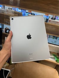 آيباد إير ٦ • ١٢٨ • بطارية ١٠٠٪