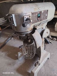 البيع ٧٥ الف بدون جدر  07721066792