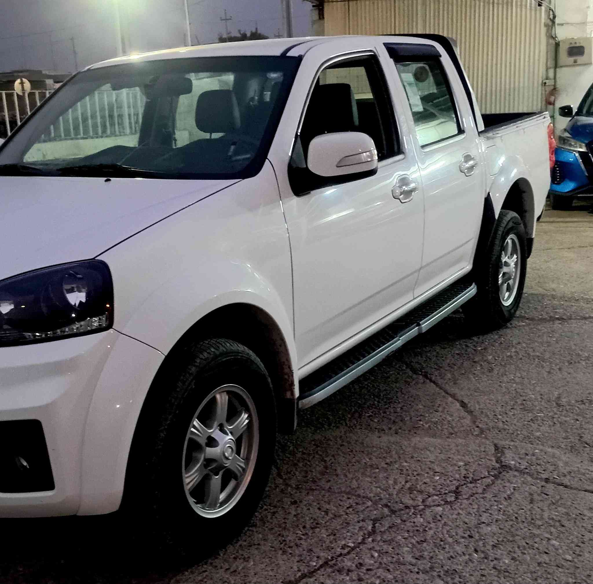 كريت ويل..بيكب ..2025 
السياره: مجهزه رقم هزه سنويه جديد 
السياره: لايوجد لاضربه لاصبغ  لا التبديل 
المواصفات: 
تحكم ستيرن جهتين 
شاشه وكامير 
حساسات خلفي 
كاميره امامي 
اشاره فى مراه 
ليد اتو 
ليد اسود 
ويل كب 
داخل اسود 
كشن كهربائي.  
#السعر : ١٥٠ $ بيها مجال  
#الاتصال: *********** _ *********** 
#العنوان: الموصل _ الحمدانية.
