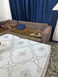 دوشك طبي دبل عجينه نضيف ارتفاع ٤٥سم عرض١٨٠سم طول٢٠٠سم السعر ١٥٠ الف مك...
