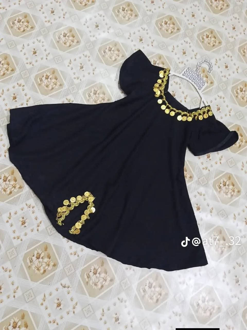 قماش وخياط حسب عمر طفله توصيل متوفر


**إذا كنت صاحب هذا الإعلان وتريد حذفه لأي سبب، رجاءا أرسل رسالة إلى الدعم الفني**