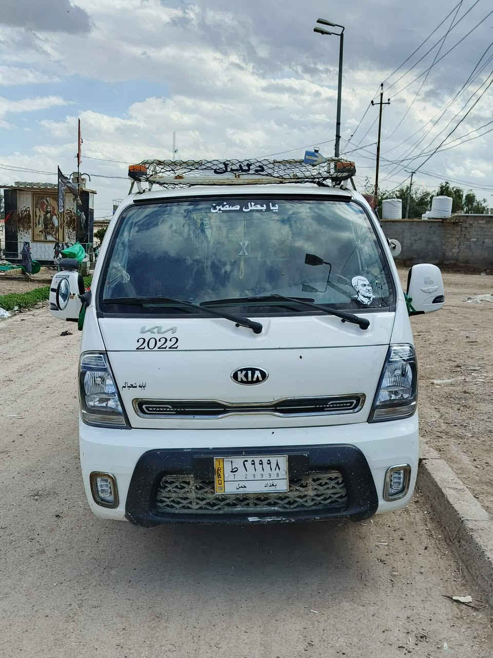 السلام عليكم 
كيا بنكو للبيع 
موديل 2021
محرك 2700  
مكينه وكير وكسل نضيفات 
كهربايات  شغاله داخله نضيف تخم تايرات نضيف 
صدره نضيف ما بيه اي نقص 
رقم،،،بغداد 
تحويل مباشر 
السعر 135 
العنوان بغداد النهروان لتواصل ***********
