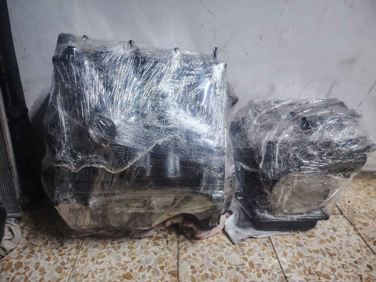 للبيع كير محرك بي واي دي جي ثري شرط الكير والمحرك ٨ ورقات وبيه مجال للطيبين


**إذا كنت صاحب هذا الإعلان وتريد حذفه لأي سبب، رجاءا أرسل رسالة إلى الدعم الفني**