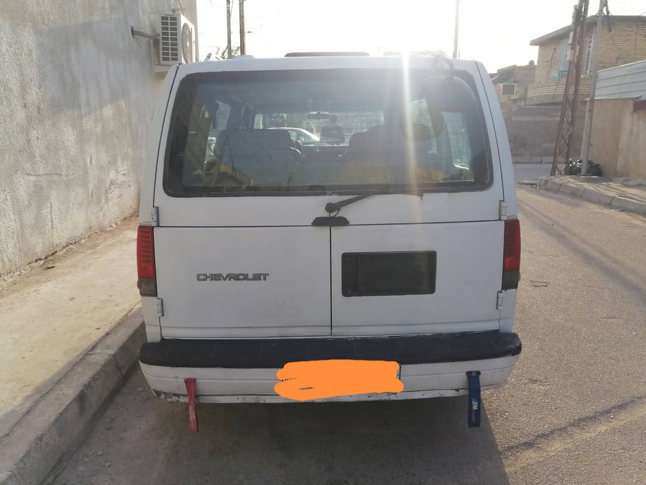 فان استرو موديل ٩٣ رقم ديالى مشروع وطني انكليزي باسمي تحويل ثاني يوم محرك كير نضيف صدر جديد تخم تاير جديد تانكي بلاستك جديد السيارة متعوب عليها نقصها بس تبريد السعر ٤٦ وبيها مجال حك الجيه *********** عنوان بغداد الزعفرانيه ***********
