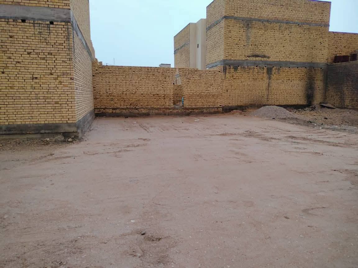 قطعه بأسمي للبيع
طابو صرف 200 متر وجه 10 نزال 20
الناصرية الاسكان الصناعي قريبه جدا على طريق الرئيسي 
ناصرية -سوق الشيوخ عمود 66 
مقابيل معمل مياة اورك أو بورسلين السالم
تبعد عن طريق الرئيسي الموضح بالفيديو 40 متر فقط طريق مجسر الاسكان إلى سوق الشيوخ 
الطريق الخط الاحمر الموضح بالخريطه جوه 

رقم العقار 5486/3 للي يحتاج
خدمات ماي كهرباء مجاري كامله للباب  إجازة بناء هم كامله
 باقيه بس قطعتين بالشارع ما مبينه كلها بناء المنطقة 

سعر 88 بيها مجال قليل 
 للتواصل خاص مفتوح


**إذا كنت صاحب هذا الإعلان وتريد حذفه لأي سبب، رجاءا أرسل رسالة إلى الدعم الفني**