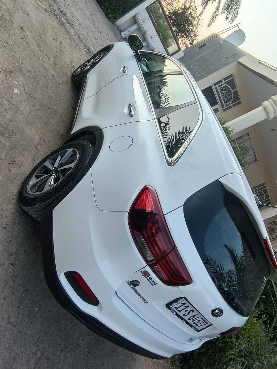 للبيع سياره نضيفه جداً 
🔹 النوع: كيا سورنتو

🔹 الموديل: 2020

🔹 اللون: ابيض

🔹 المحرك: 3300cc

🔹 الكير: أوتوماتيك / محرك +كير مكفول

🔹 الحالة: ممتازة، فحص كامل

🔹 الملاحظات: جاملغ جهه سائق +بنيد حادث سطحي بدون دواخل 

🔹 السعر: 225 قابل للتفاوض 

📞 للاستفسار الاتصال: ***********
