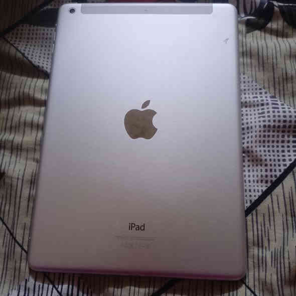 سلام عليكم ايباد ايفون للبيع لسعر 60 لمكان شعب لرقم ***********
