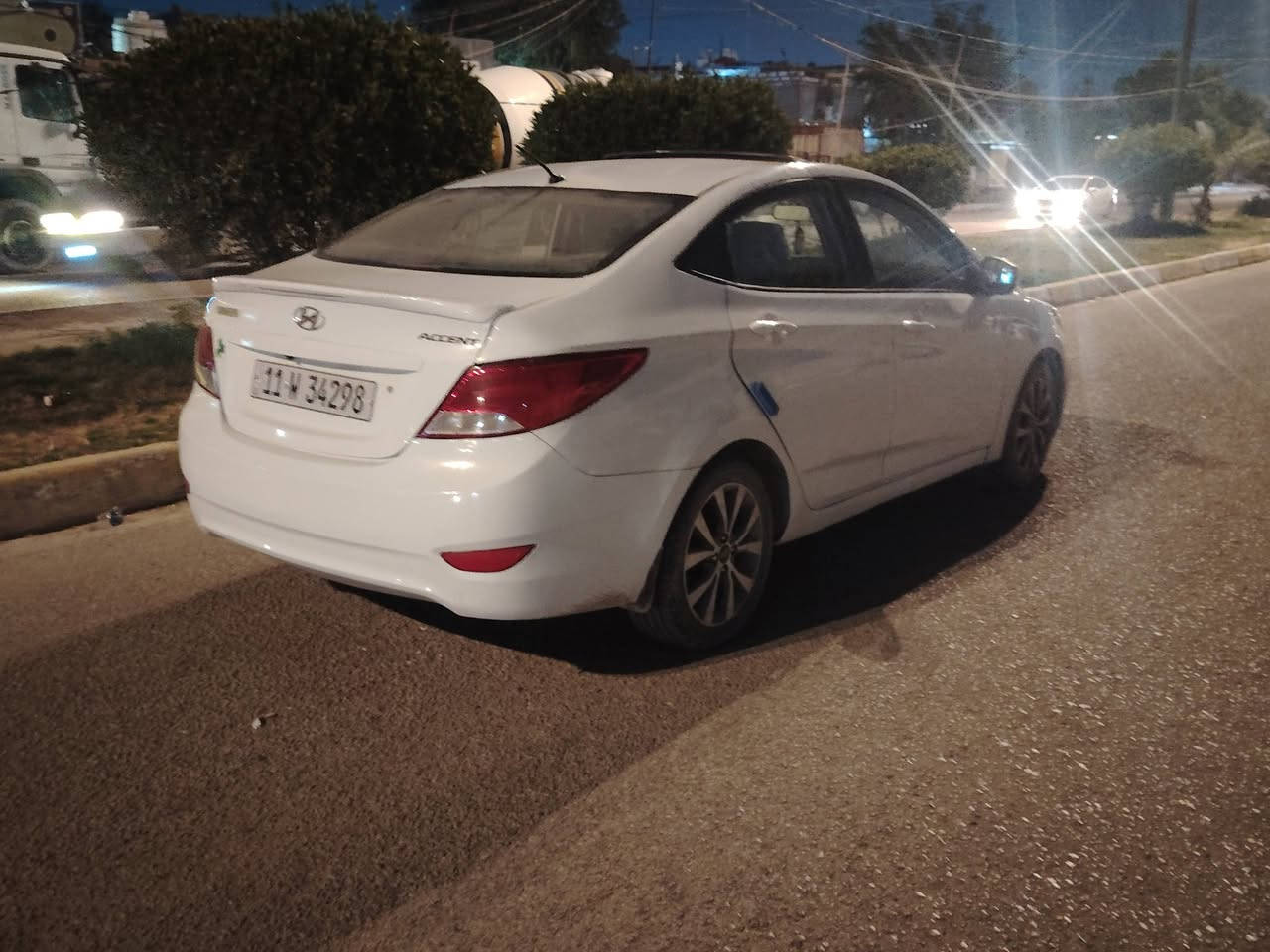 سلام عليكم سياره نوع اكسنت 2016خليجي فول مواصفات فتحه شاشه كامره حساسات امامي خلفي تحكم ستيرن جهتين بيه مكانات كلير العنوان كربلاء السعر 87بيه مجال رقم*********** الهاتف
