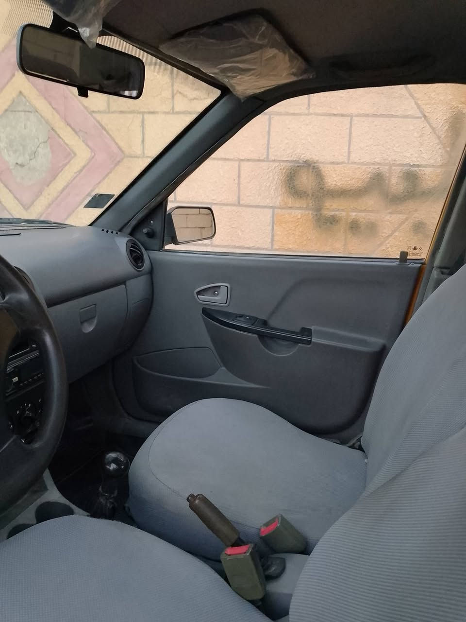 سلام عليكم سايبة موديل 12 نضافتهة مال 15 مكفولة من كلشي بسمي مصفرة سعر 33 بيهة مجال مكان سيارة أبو غريب ***********.  ***********
