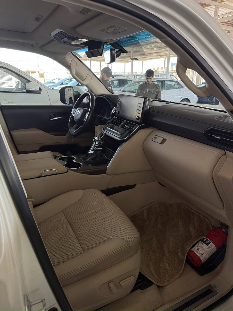 السلام   عليكم   لاندكروز   2024 GXR  لميتد   ضمان  وكالة  ساز  ماشية  36   حقيقي  اخر  صيانة مجانية   قبل  3 ايام   مسويلها   
سيارة   كامرات  4  360  رادار  جانبي  مري   قلاب   شاشات  تطبيق   كشنات   تبريد    مكينه  4000 تنفس  طبيعي   سيارة   كفالة   عامة   من الرصعة   والصبغ  والتبديل    شرط  ع الفحص    سيارة  بأسمي   تحويل   مباشر  سعرها  74500  يعني  7 دفاتر  و45  ورقة   وبيها   مجال  مكاني  الكوت  بيع  فقط  بدون   مراوس   ***********
