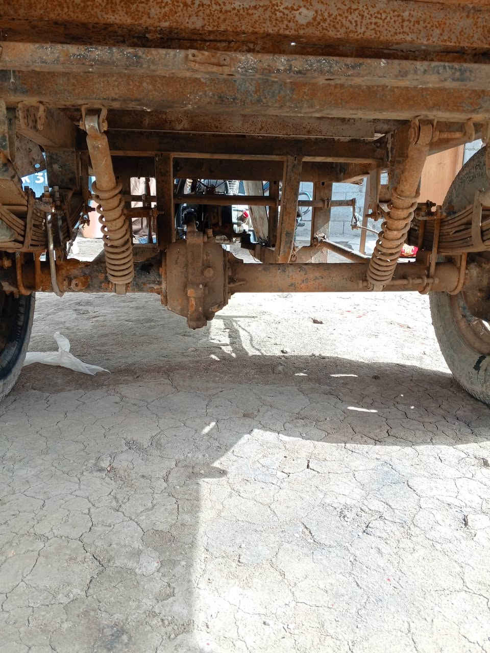 ستوته للبيع موديل 16 كلك مكفوله عشائر مابيها قطره خياس مكينه ناعمه تايرات جدد دبلات شغاله السعر 450 الف قفل مكاني دوايه. ‏‪0781 524 0818‬‏
