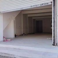 محل للايجار • شارع دبي • ١٥٠م