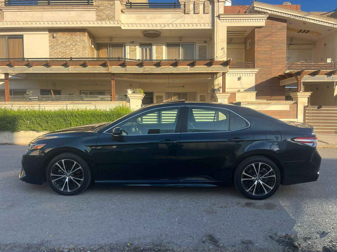 تويوتا كامري 2020 مواصفات SE Plus فول مواصفات لون مميز نيلي
فتحة
بصمة
رادار
كشن جلد كهرباء
بجم كبس
قطعتين صبغ
قباغ جنطة
جملغ خلفي

💎 ســعــر ✅ ::  الــرد تلقائي📮

مكانين صغار تعديل بارد
صورة الضرر موجودة على المنشور
ايرباك سليم
السنوية باسمي
باكر تحويل

رقم صاحب السيارة
***********
***********
