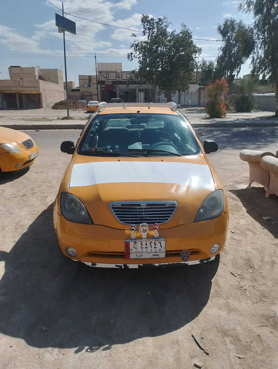 السلام عليكم طيبه موديل 2015  دوشمه شاشا تاب  تخم تاير خط ابيض كير محرك تبريد خير من الله صدرها جديد عندي بيها صونده مال بور بيها نضوح دهن وبيها طكطكه بل شفت مال ستيرن سياره معروضه 32 اني اعرف بيها بيها جاملغ ولباب وغيره ماعرف والله لشراي يجي يكلبها ويشوفها مكاني بغداد سبع البور *********** او ***********
