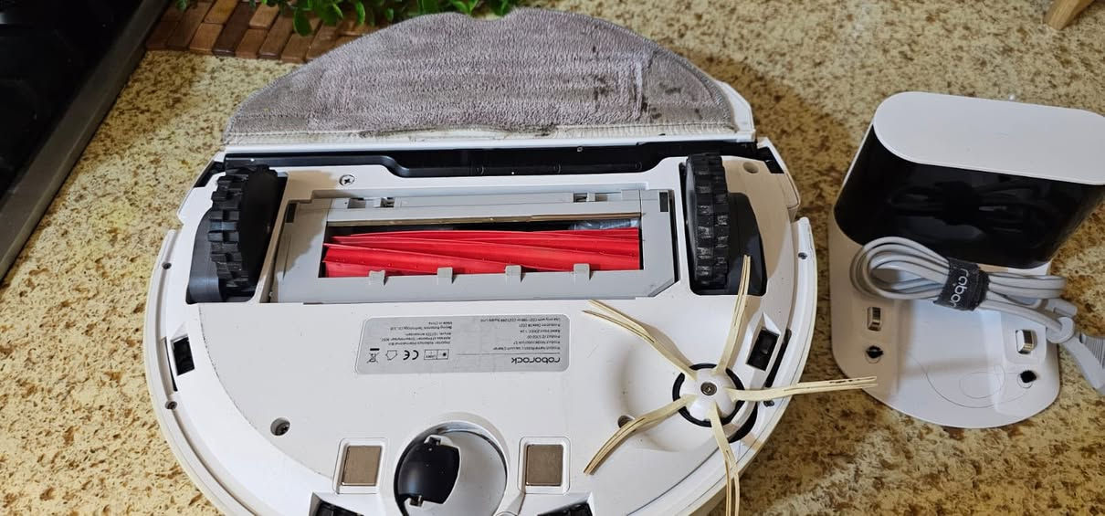 روبروك s7
كلش نظيفه وكامله بس ميتنزل مي من تمسح ليش ما اعرف 
125 الف


**إذا كنت صاحب هذا الإعلان وتريد حذفه لأي سبب، رجاءا أرسل رسالة إلى الدعم الفني**