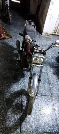 اربعه كير • مكينة شغالة • يحتاج دهن