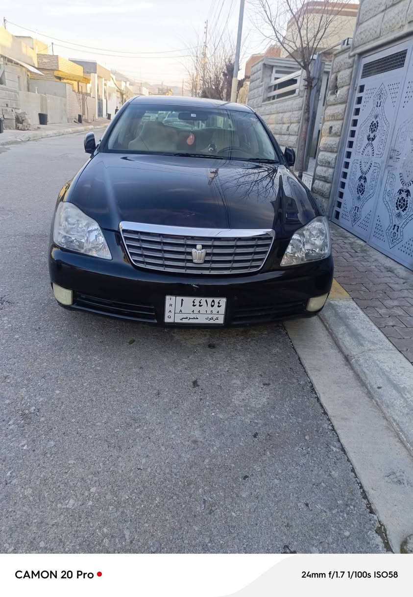 شاهینە 2006 بڕاوە      سعری 48گەڵا 
گەورە بەبچوک 
بەسمە ڕەساسی 
بڕاوە  
بێ چاڵو شوخت سەقفی زۆر جوان 
کامل کامل مەسرەف کراوە  
برێک بەسراوە 
ساردوو گەرمی بەسراوە  
4تایە تازە  
یەک هه زاری مەسرەفی تیا بوو  2گەڵاو بۆ ئەبڕم 
ناو کرێمی   
کوشن کارەبا ئاوێنە کارەبا ئاوێنە هیتەر لایت ناوچە کوێر 
لەڕەسمەکان جوانتر نەبوو مەیبە 
شوێن بڕاوەی چاک کراوەتۆ سەیارەی  ماڵە  ئەداغڵ بوە یەک دەسە  ڕۆنی گێڕو مەکینەی گۆڕاوە 
ئۆیل کاچکانی بۆ بەسراوە بێ دووکەڵ   
بێ تەقەو ڕەقە   چرکەی تیا نیە 
مووشتەرین نیت سەری منوو خۆشوو مەیەشێنە لەگەڵ ڕێزم    گۆڕینەوە بەس بەشاهینە ئەکەم
ژم.*********** شوێن دەورو بەری هه ڵەبجەی شەید
