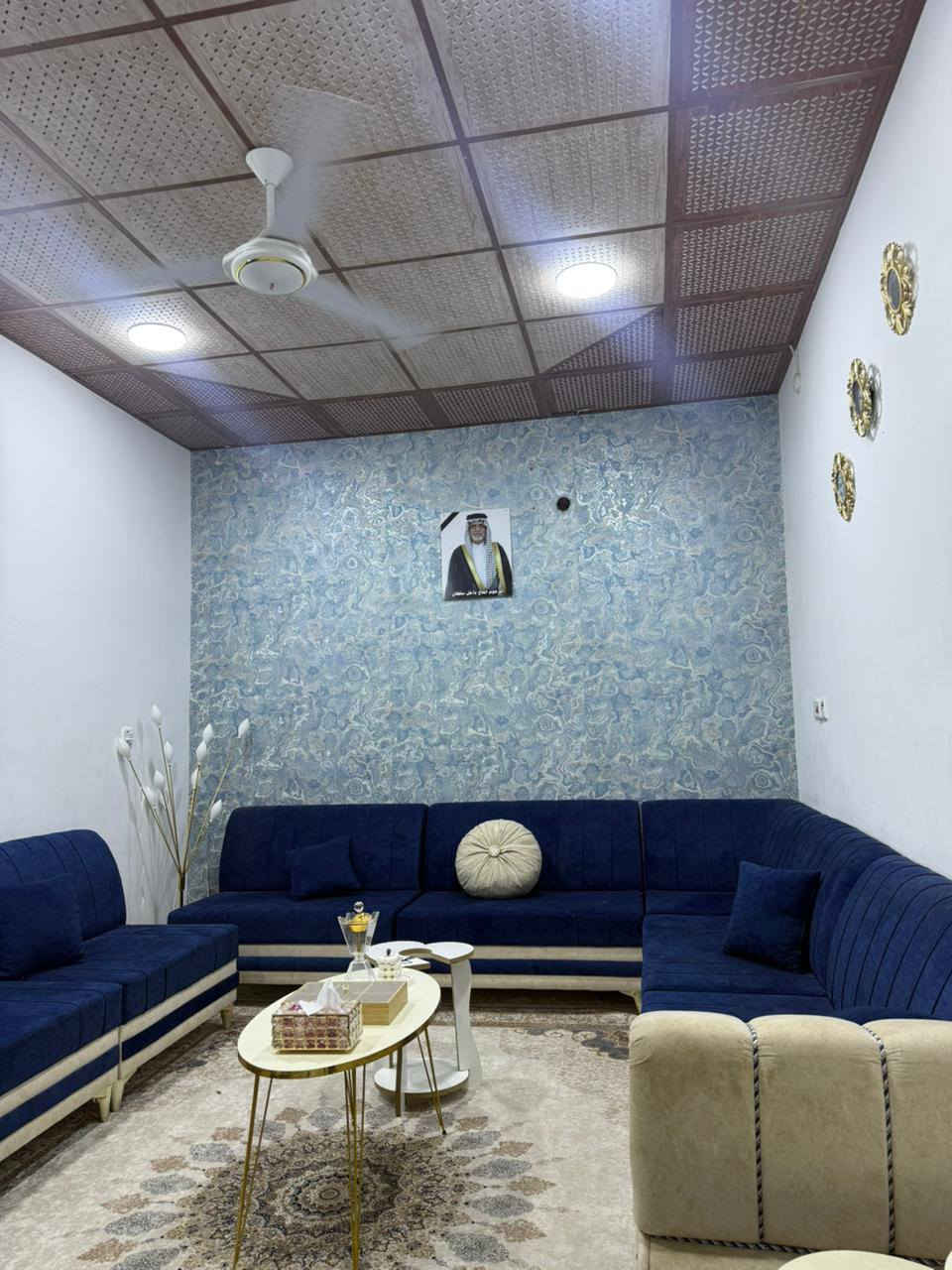 🏡 دار سكن للبيع – طابقين ✨

📐 المساحة 120 متر
🏗️ بناء شخصي درجة أولى
📍 البيت ركن على شارعين
🛣️ شارع 10 متر تبليط

يحتوي البيت على:
🪑 ديوانية
🛋️ صالة
🍴 مطبخ
🛏️ 5 غرف نوم
🚿 صحيات داخلية وخارجية

📄 نوع العقار:
طابو ملك صرف زراعي عراقي سند 25

⚡ جميع الخدمات متوفرة
✨ منطقة سكنية هادئة ومرتبة

📍 العنوان:
أبي الخصيب – أبو كوصره

💰 السعر 75 مليون

للاستفسار أكثر يرجى التواصل أو زيارة مكتبنه:
📞 ***********
📞 ***********

مكتب ساني للاستثمار العقاري 🤍
