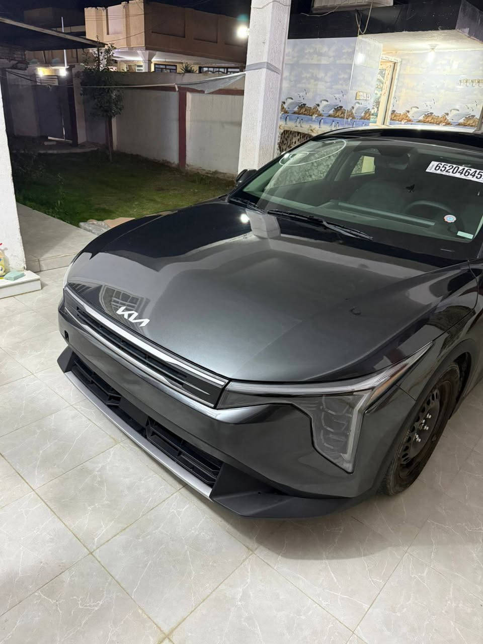 السلام عليكم
كي فور للبيع فقط 
نص فول 
بصمة تشغيل 
هاند بريك كهرباء.  دكمة 
اللون فيلي 
حادث.  جاملغ. وربع باب الايمن 
***********   وتساب.  اتصال
