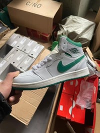 مكس شوز • ١٠٠٠ زوج • مقاس ٣٩-٤٤