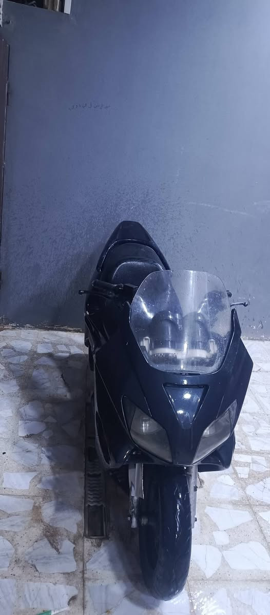 السلام عليكم عندي دراجة 06 للبيع مكاني بغداد السعر 500 وبيها مجال ***********
