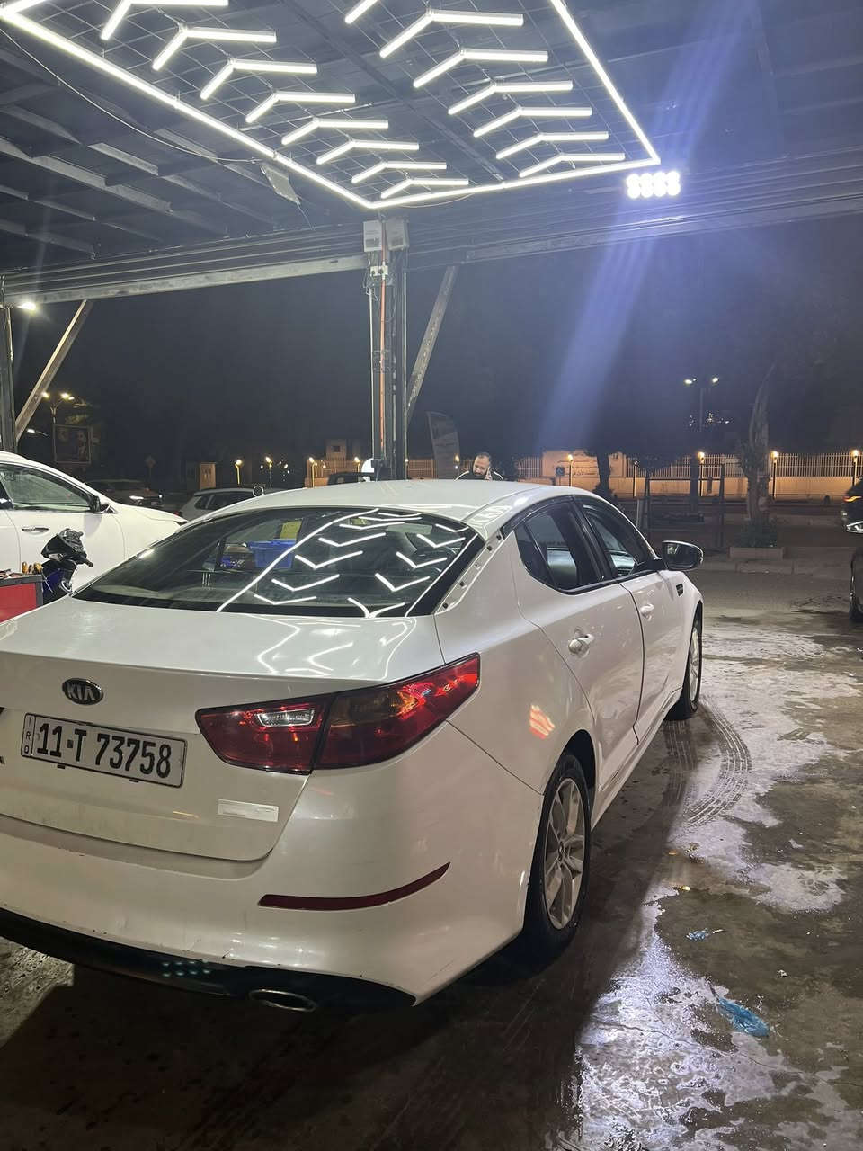 السلام عليكم 
اوبتما 2015 خليجي الشركة الدولية
السيارة بيهة جاملغات خلفيات مصبوغات بس ضربتهن على گد شبر عندي صورهن وبارد بلباب الي خلف السايق ونقصهة باور ستيرن مستعجل على بيعتهة بأسمي ثاني يوم تحويل سعرهة 138 بيهة مجال بسيط ***********
