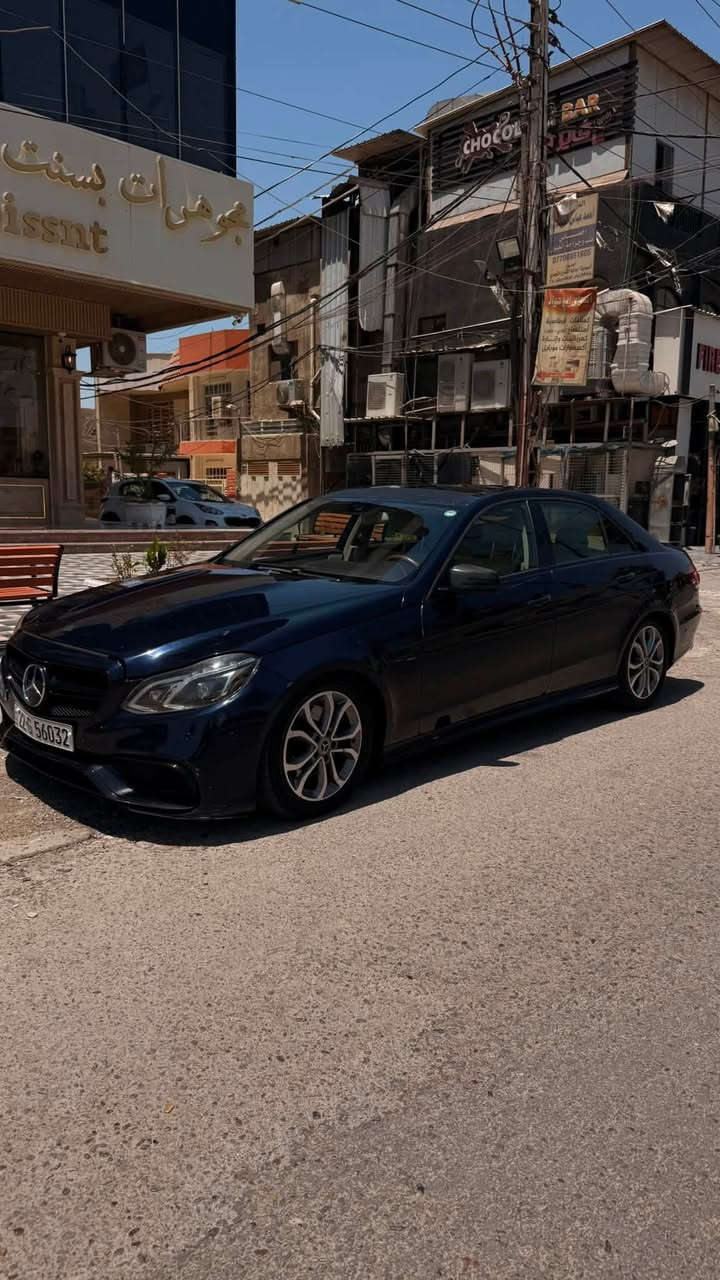 للبيع مرسيدس E 400 twin turbo 2016 / 212
- ماشي 90 الف ميل 
- لون مميز وفخم 
- گير مكينة كفالة 
- السيارة محدثة 63s 
- سقف بنوراما 
- كشنات تدفئة كهرباء + خزن 
- دركة جديدة اصلية تحكم لمس 
- بصمة تشغيل 
- بصمة ابواب 
- مريحة جداً بالممشى وخصوصاً بالسرعات العالية 
- سحب المكينة ممتاز جداً 
- واكيد سماعات هارمن 
-دواخل بحالة ممتازة 
- الحادث قطعتين جاملغ + بنيد بدون دواخل 
- باقي المواصفات يعرفوهن اصحاب الخبرة ميحتاج اشرح 
- السيارة تحتاج كماليات فقط لايت + دعامية تنصبغ 

🔴 السعر 185$ ورقة قابل للنقاش اذا شراي فقط 
- للتواصل ***********
- مكان السيارة بغداد / سيدية
