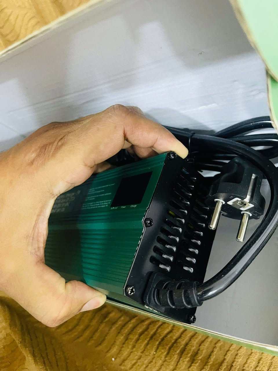شاحن لثيوم ٧٢ فولت ١٠ أمبير بسعر ٥٠ الف
***********
