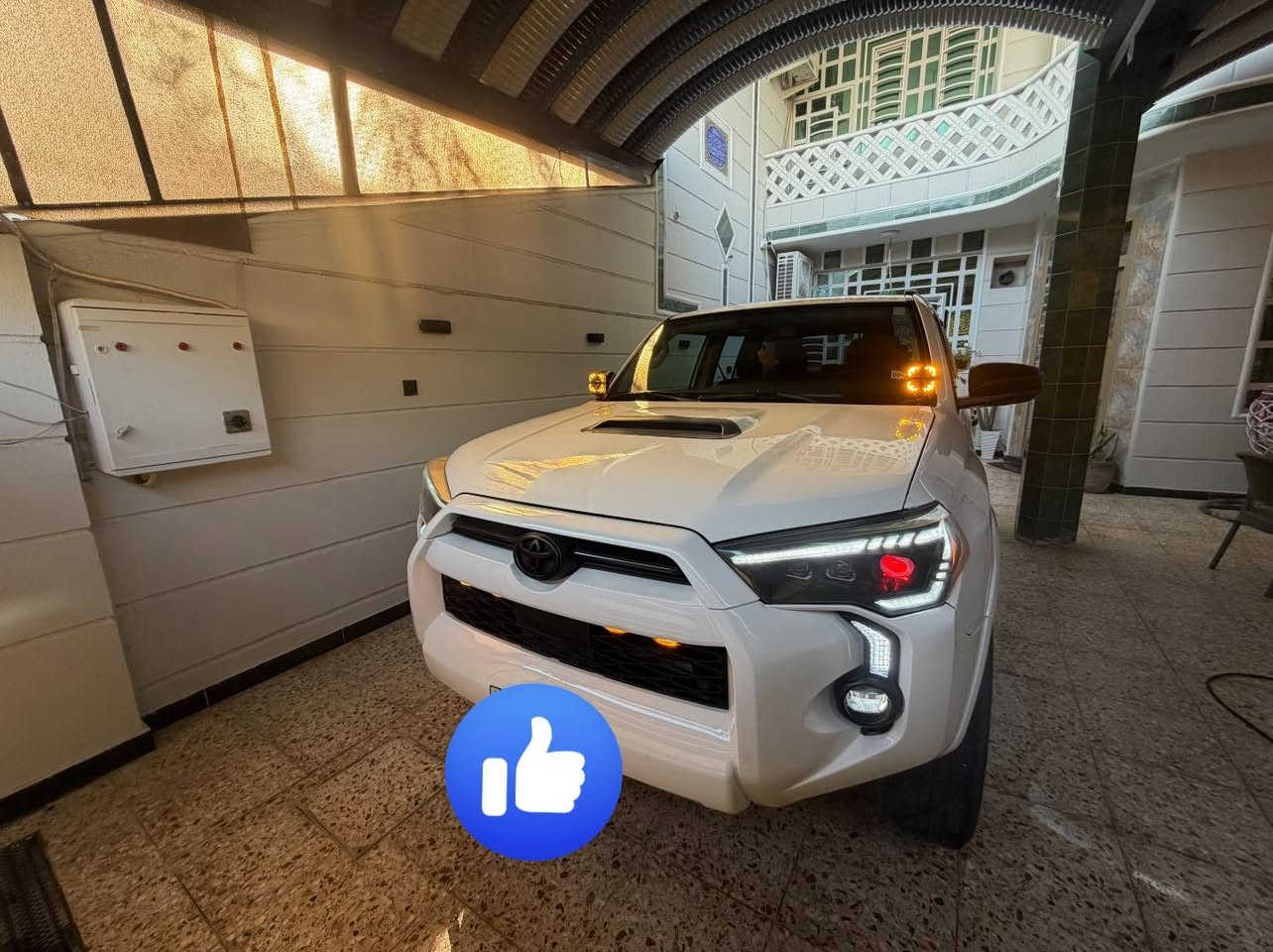 السلام عليكم
اخوان رايد مراوس برادو 6 سلندر عندي 

TOYOTA  4RUNNER 🔥 

~ موديل 2023

~ تويوتا 4 رنر  

~ وارد أمريكا جاملغ والبنيد 

~ محرك 6 سلندر  / V6 

~ فئة SR5  

~ (  5 ) خمسة  راكب 

~ ماشي 53 الف كم    

~سيارة رقم بغداد الجديد  

~سيارة جديدة بمعنى الكلمة🤏

~ بغداد الشعب

 رقم تلفون و واتساب ☎️

‏‭***********
