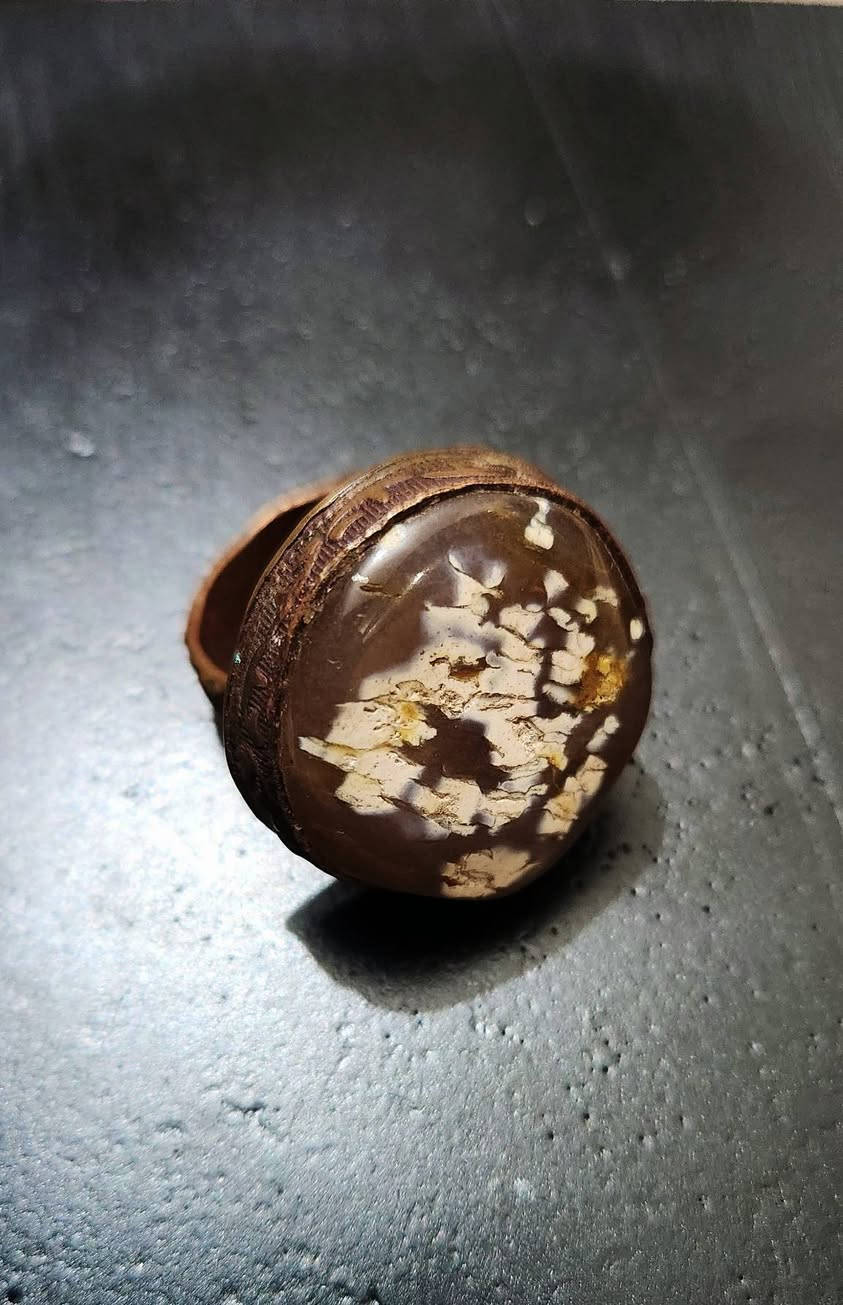 خآتم نحآس انتيك 
مع حجر كريم " عقيق سليماني " 
السعر 30 الف فقط


**إذا كنت صاحب هذا الإعلان وتريد حذفه لأي سبب، رجاءا أرسل رسالة إلى الدعم الفني**