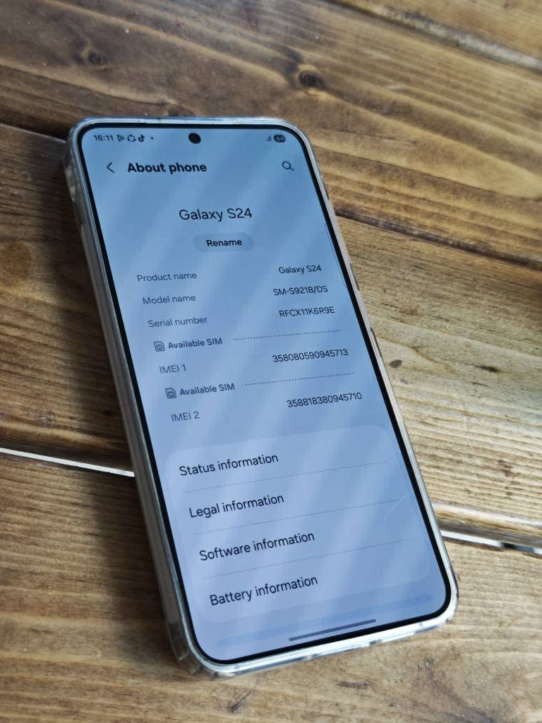 galaxy s24
ئێس ٢٤ بچوک 
کراوەتەوە
خەریتەی گۆراوە
یەک سیم بوە 
کراوە بە دوە سیم
باقی زەمان 
تەنها ٤١٠ هەزار 
١٢٨ رام ٨
دوو سیم
وردە شوختی هەیە
زەمانی دارو درەخت 
ناونیشان هەولێر 
گەیاندن هەیە 
*********** أربيل, العراق
