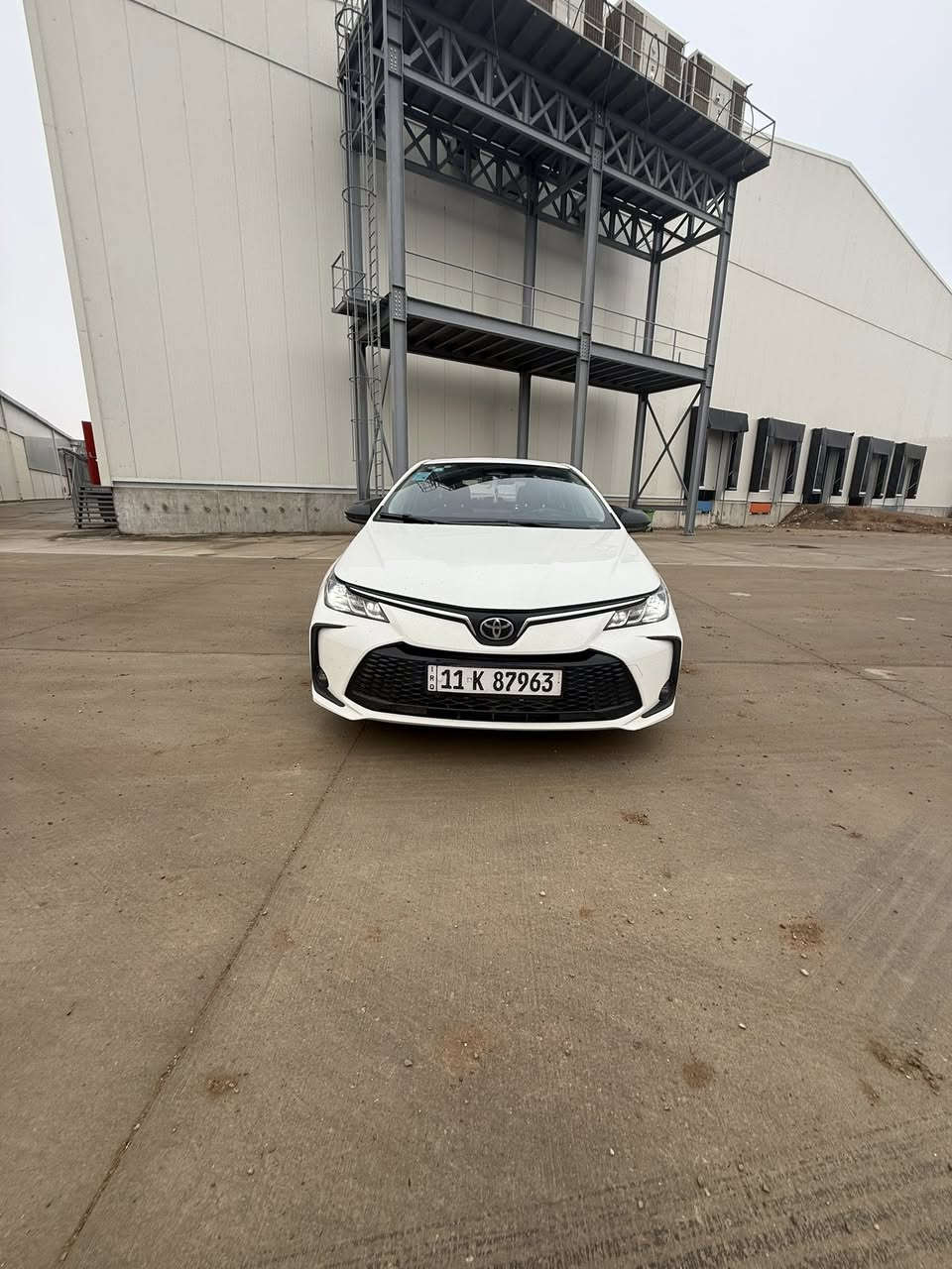 كورلا 2025  شكل الخليجي محرك 1800 هايبرد HEV  داخل جلد اسود رقم بغداد بسمي السيارة
ماشية ٤٨٠٠٠

❇️محرك 1800 هايبرد شحن ذاتي 

❇️بصمه + دخول ذكي 

❇️هاندر بريك بصمه + اوتو هولد

❇️رادار امامي 

❇️سياقه اليه 

❇️تبريد قطعتين 

❇️تبريد بيانو شاشه 

❇️شاشه ابل كار بلي + كامره خلفيه دواره 

❇️مانع نزلاق + مود درايف +  ايفو مود 

❇️6  ايرباك
   
❇️حساس لايت كامل اوتو عالي ناصي اوتو + حساس ظغط اطار 

❇️تحكم سترين كامل فول 

❇️لايت زينون + لد صباحي + اشاره لد  

السيارة بيها بار بسيط كلش بلجاملغ الامامي وبيها رصعه جاملغ خلفي مسوايه بيدي ار والدعاميه بيها صبغ من الحاجب اليمنه فقط       

سعر 152 وبيها مجال بسيط 

عنواني بغداد 
***********
