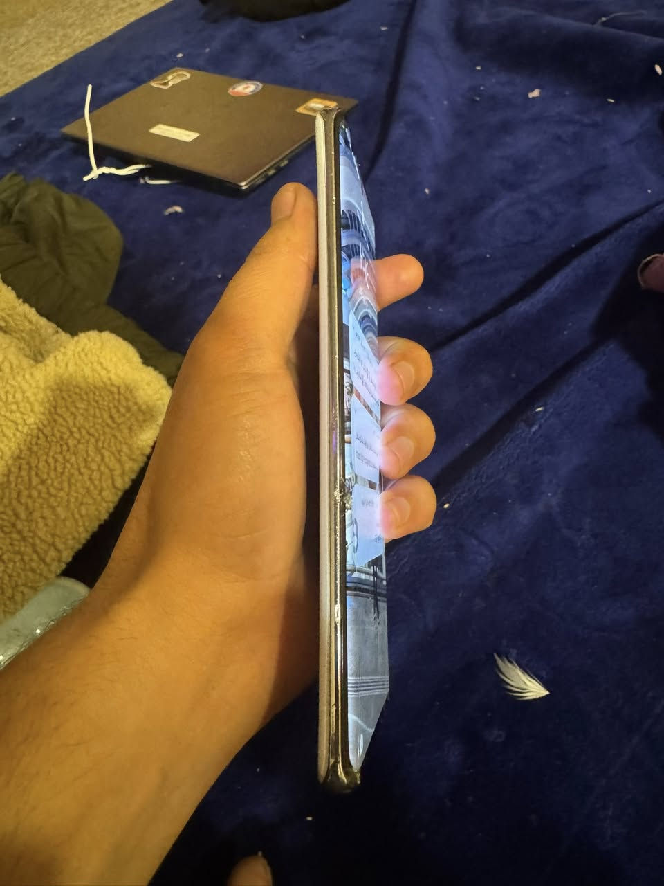 150 وبي مجال فقط شاشه مكسوره ونقطه سوده ممبينه ***********
