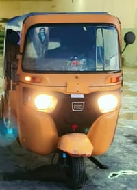 عندي تكتك مديل 19 شهر 12رقم كربلة تكتك تجي ودكلب وشوف بعينك للعلم ارجع...