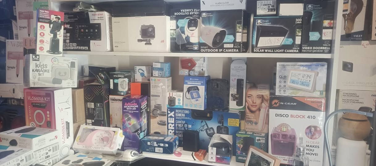 سلام عليكم 
حبايب امزون اوربي 
كلشي بسعر  الي يحب علكيلو او جمله 
او مفرد  الكتروني فقط  كيمنك +متمرد الجديد
+كونفورت +لد فابريس +كومي كلج+ سبيكر ديسكو
 فيرم شركات راقيه  وجديده في العراق التواصل عبر
الواتساب *********** امزون المشاريع
