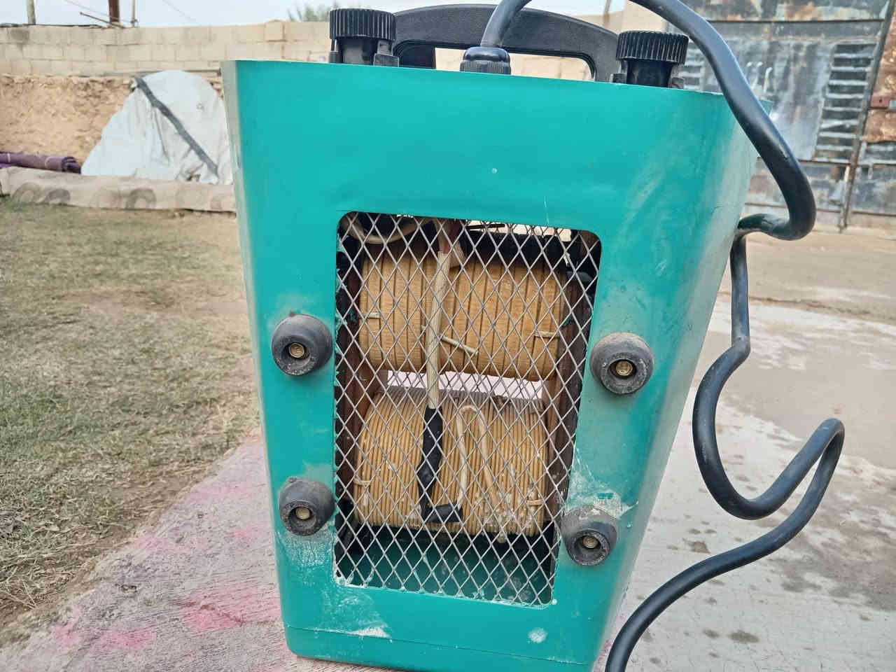 مكينة لحيم أخت الجديده ما مبين مشتغله للبيع
سعر 225 ألف عنوان الأنبار عنه ناحية الريحانه الأستفسار علئ
***********
*********** بي واتساب
