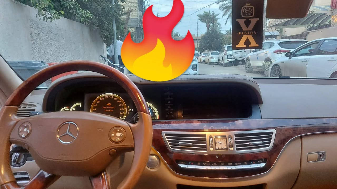 مارسدس أدوات رئاسي باب طويل S500 موديل 2008 للبيع
ما بيهه قطرة صبغ ولا تبديل 
متومة شغل درجة اولى حتى رقم الشاصي
فول مواصفات
بنوراما 
كامرة امامية كامرة خلفية 
بردة خلفية وبردات جانبية
صندوگ كهرباء
تخم تاير دنلوب جديد
صدر جديد
مكان السيارة : بغداد / حي الجهاد
السعر : 69 ورقة
للاستفسار / ***********
