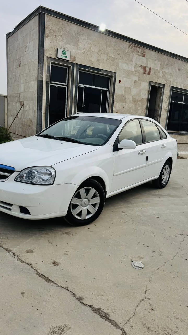 سلام عليكم للبيع ابترا الشركة العامة رقم واسط بيه تبديل جاملغ امامي من جهة سايق مكانه واسط ***********/***********سعره 80وبيه مجال
