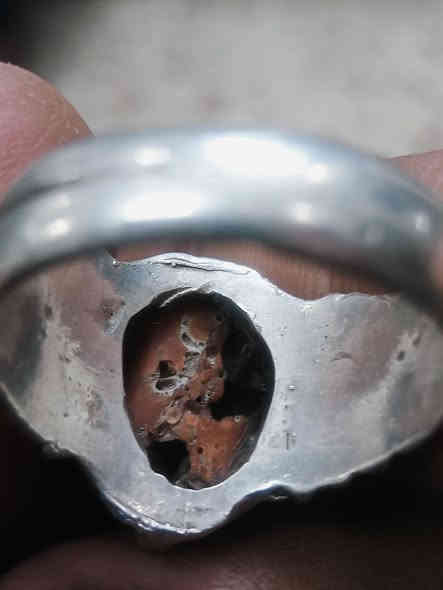 مرجان تونسي قديم  حجر طبيعي  
صياغه يدويه صلاح بنبع 
قياس الخاتم 23
***********
الامين الثانيه قرب النظاميه 
السعر 80 الف قفل واني خادم اكو توصيل  لكل المحافظات
